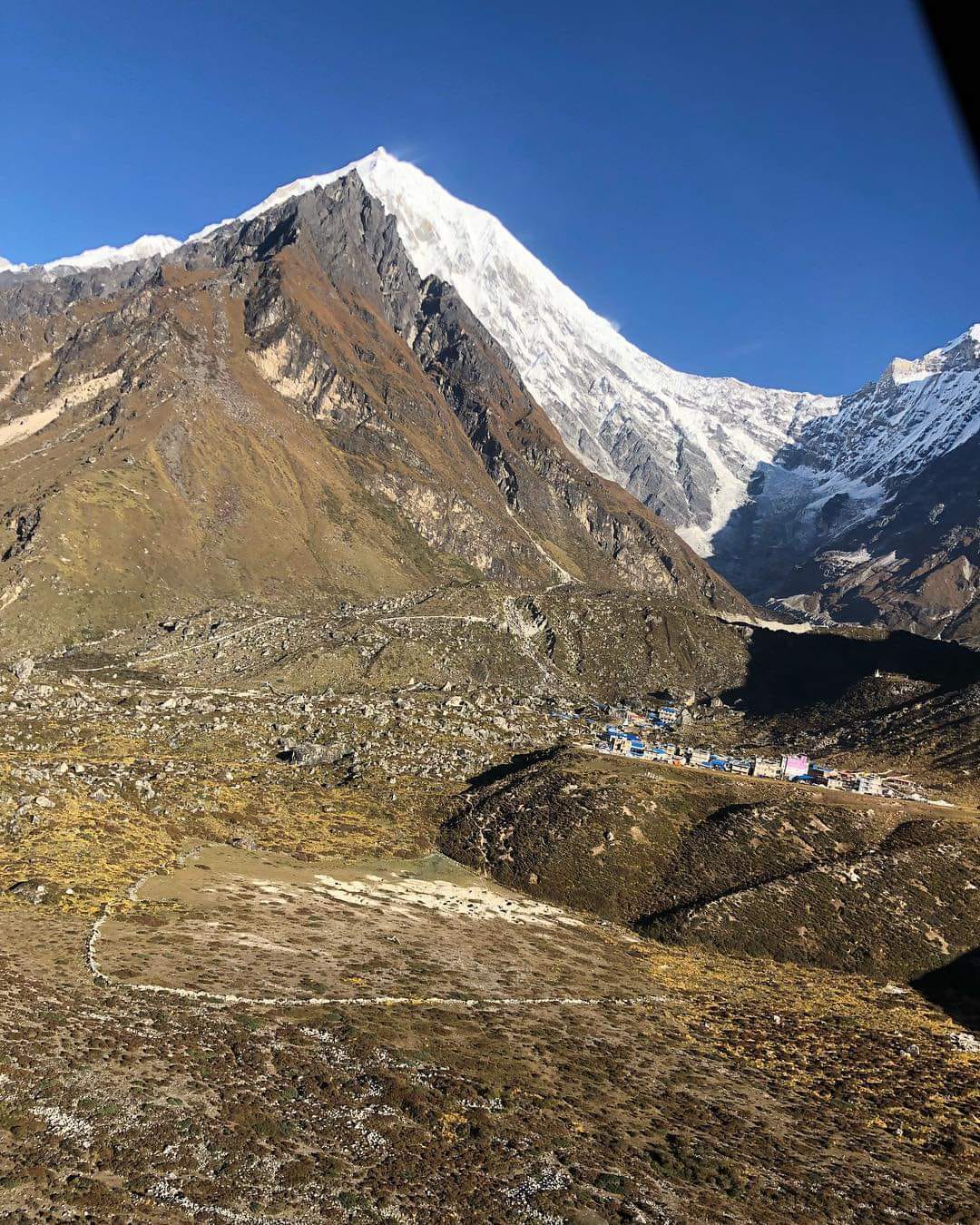 Yala Peak Climbing (5,530m)